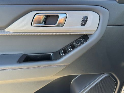 New 2026 Ford Explorer Active image 9