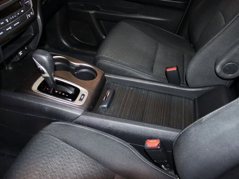 Used 2019 Honda Ridgeline Sport image 35