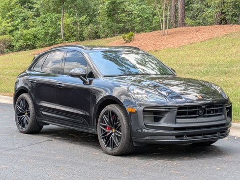 Certified 2024 Porsche Macan GTS AWD/4WD image 26
