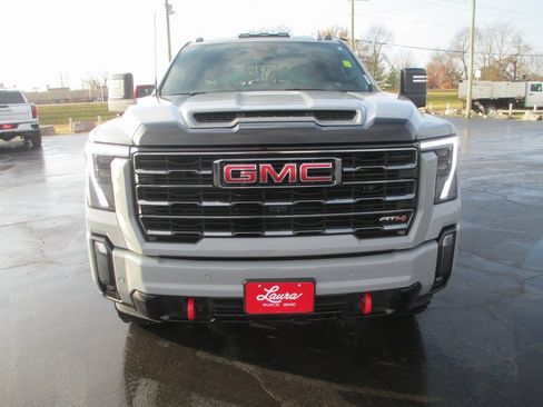 Certified 2024 GMC Sierra 2500 AT4 w/ AT4 Premium Plus Package image 12
