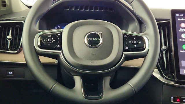Used 2027 Volvo XC90 B6 Plus AWD/4WD image 25