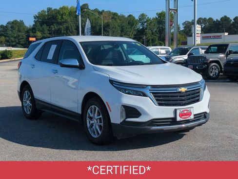 Used 2024 Chevrolet Equinox LT FWD image 2