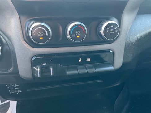 Used 2022 RAM 2500 Tradesman AWD/4WD image 9