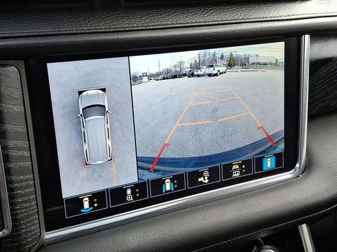 Certified 2021 GMC Yukon XL Denali image 15