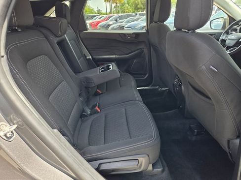 Used 2024 Ford Escape Active AWD/4WD image 13
