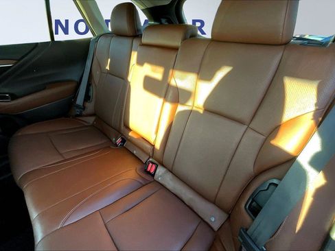 Used 2022 Subaru Outback Touring XT AWD/4WD image 22