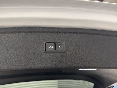 Used 2023 Audi Q5 2.0T Premium Plus w/ Premium Plus Package image 16