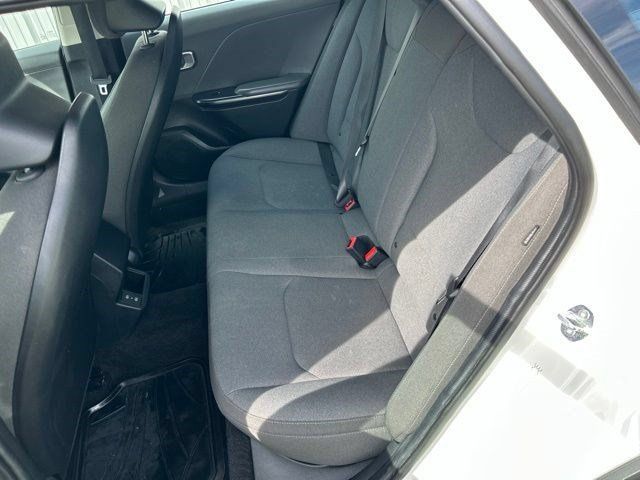 Used 2025 Kia K4 FWD image 38