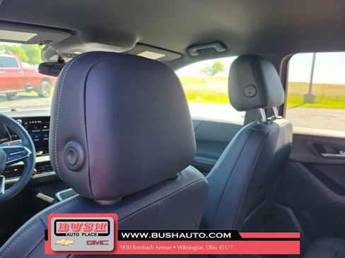 Used 2026 Chevrolet Equinox LT w/ Convenience Package II FWD image 15