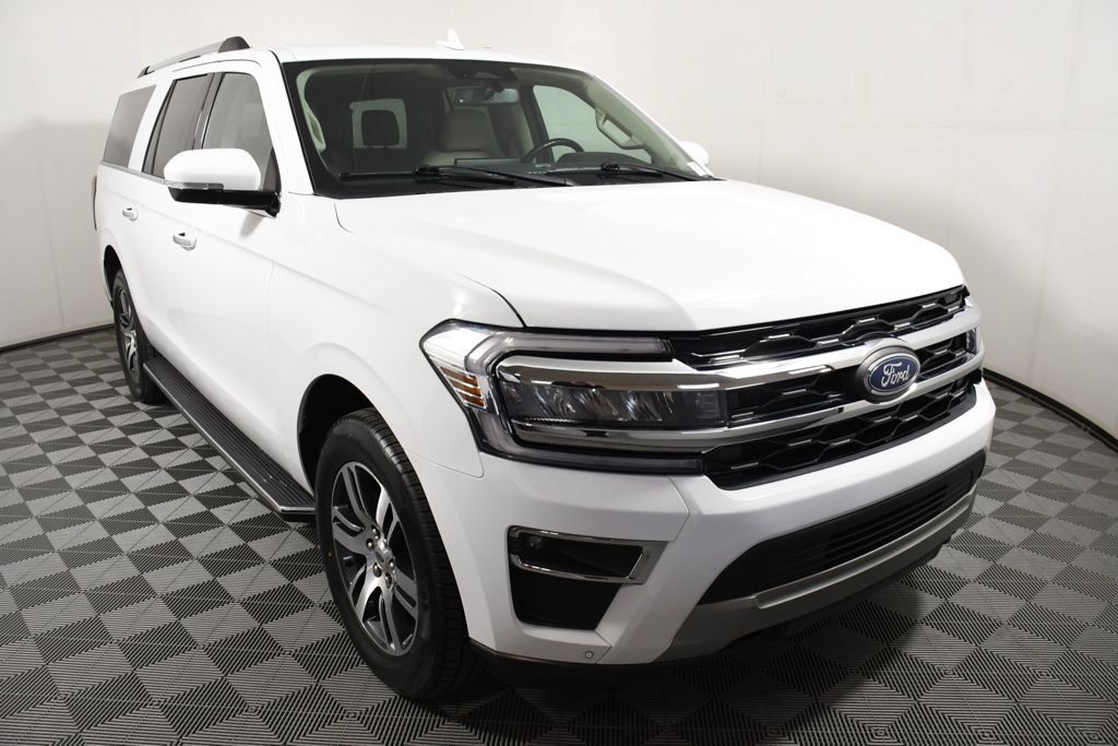 Used 2023 Ford Expedition Max Limited AWD/4WD image 9