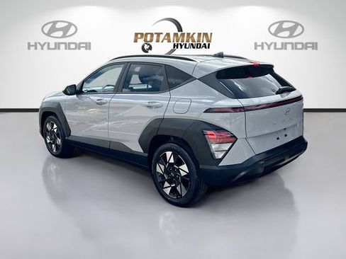 Used 2024 Hyundai Kona SEL FWD image 7