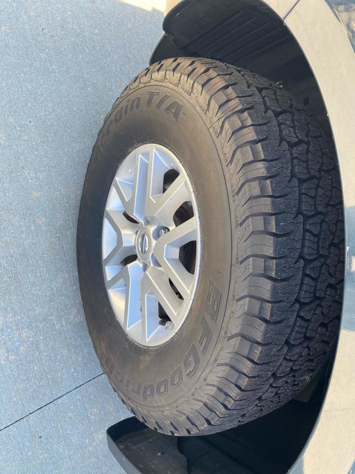 Used 2018 Nissan Frontier SV AWD/4WD image 11