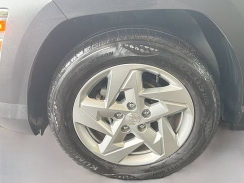 Certified 2025 Hyundai Kona SE FWD image 30