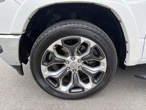 Used 2019 RAM 1500 Limited AWD/4WD image 11