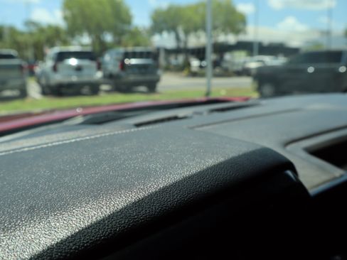 Used 2023 GMC Sierra 1500 Elevation AWD/4WD image 43