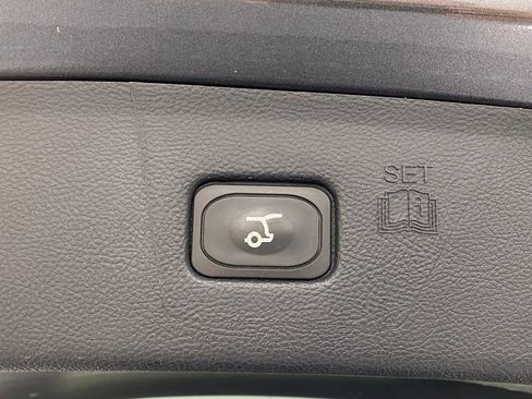 Used 2020 Ford Edge Titanium w/ Equipment Group 301A image 31