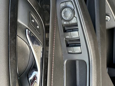Used 2022 Chevrolet Traverse RS AWD/4WD image 12