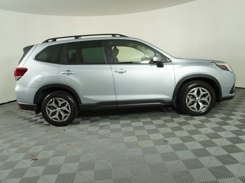 Certified 2024 Subaru Forester Premium AWD/4WD image 8