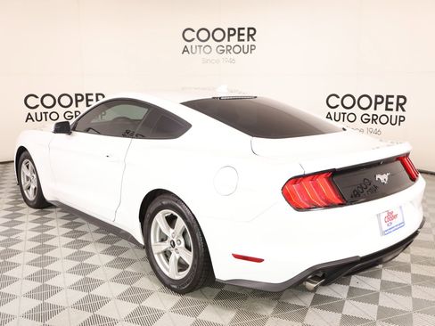 Used 2020 Ford Mustang Coupe RWD image 20