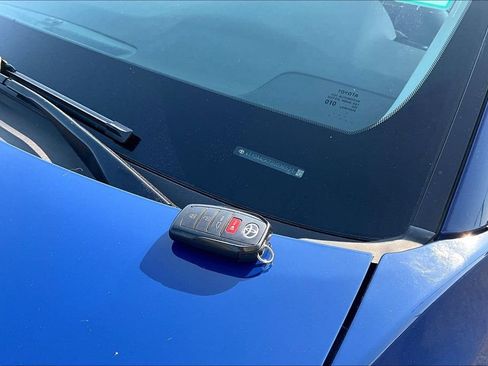 Used 2025 Toyota Camry LE FWD image 11