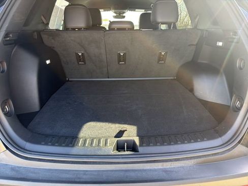 Used 2025 Chevrolet Equinox LT w/ Convenience Package II image 27