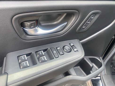 Used 2025 Honda Pilot Black Edition image 20