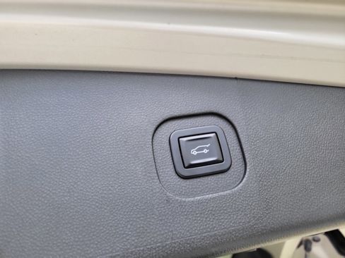 Certified 2012 GMC Terrain SLT image 8