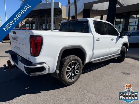 Used 2025 GMC Sierra 1500 AT4 w/ AT4 Premium Package AWD/4WD image 3