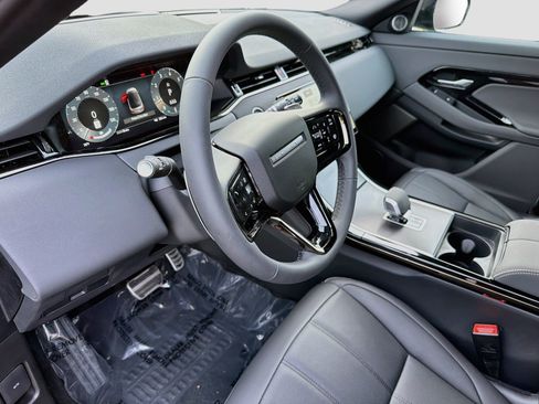 New 2026 Land Rover Range Rover Evoque Hoxton AWD/4WD image 25