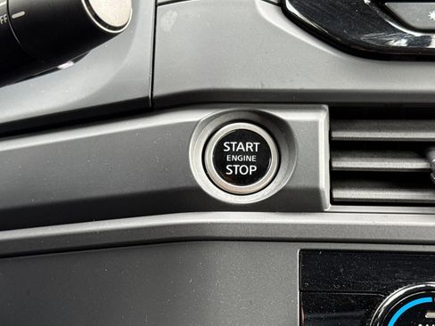 Certified 2023 Nissan Pathfinder S image 26