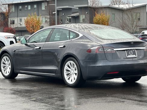 Used 2018 Tesla Model S 75D image 5