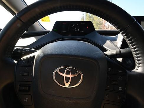 Used 2023 Toyota Prius LE image 9