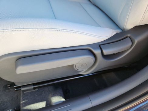 New 2026 Hyundai Kona SE FWD image 18