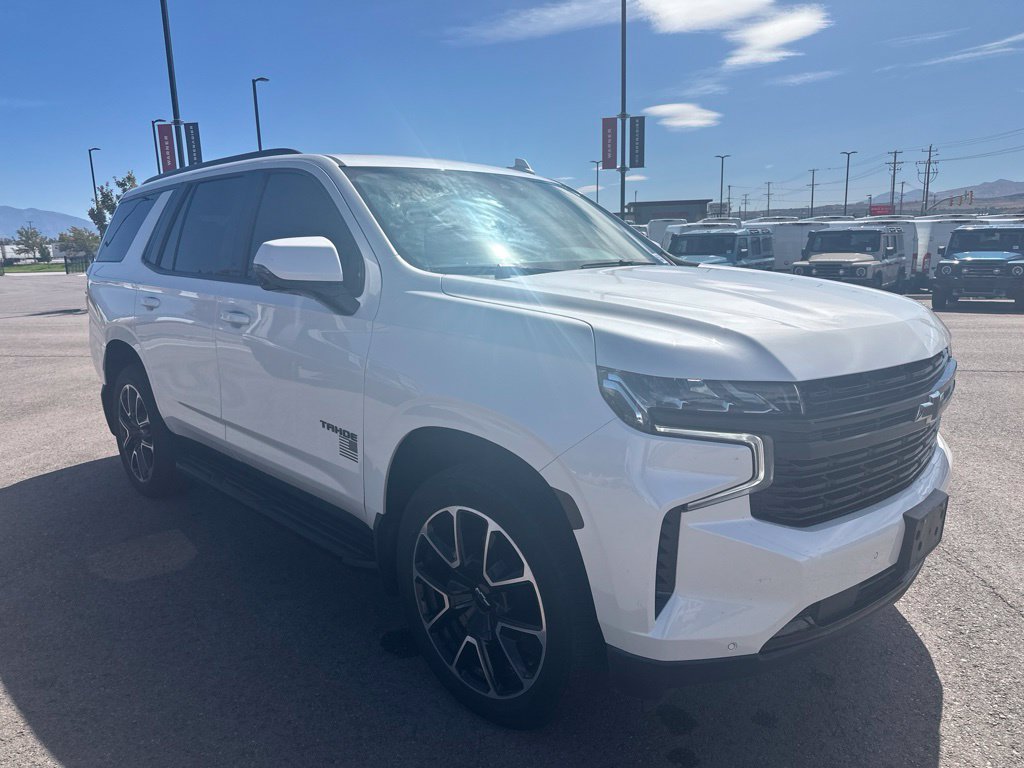 Used 2023 Chevrolet Tahoe RST w/ Luxury Package AWD/4WD image 4