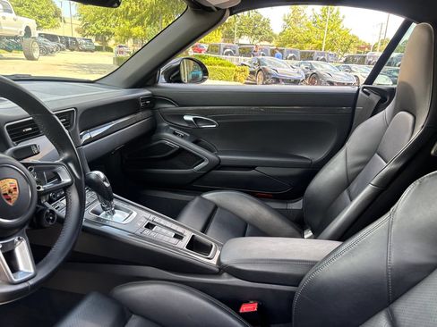 Used 2019 Porsche 911 Turbo S AWD/4WD image 5