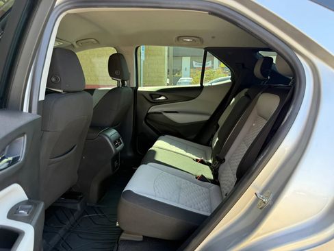 Used 2020 Chevrolet Equinox LS w/ LPO, Floor Liner Package FWD image 20