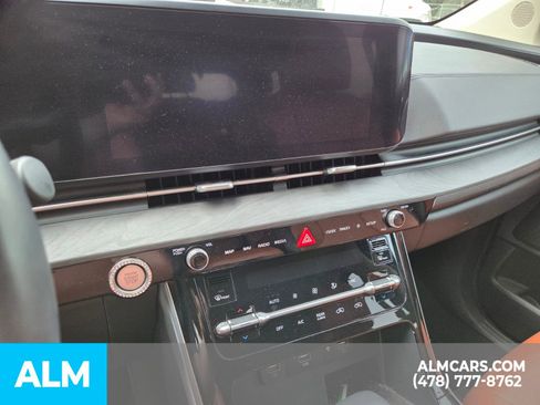 Used 2024 Kia Carnival SX image 5