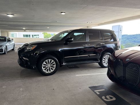 Used 2017 Lexus GX 460 Premium AWD/4WD image 11