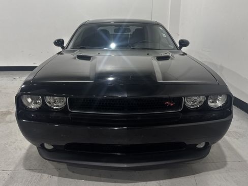 Used 2011 Dodge Challenger R/T image 8