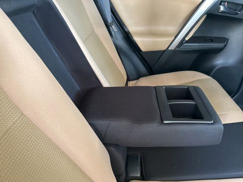 Used 2018 Toyota RAV4 XLE image 29