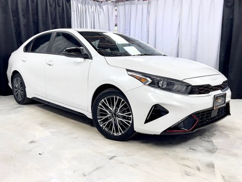 Used 2022 Kia Forte GT-Line w/ GT-Line Technology Package FWD image 6