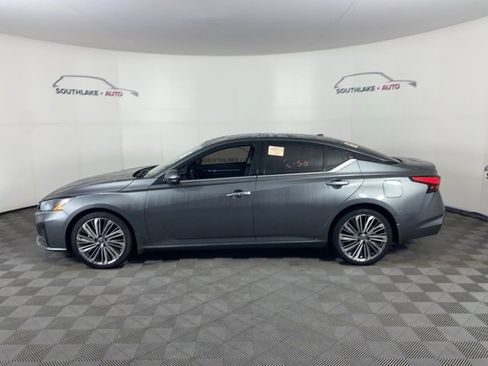 Certified 2023 Nissan Altima 2.5 SL image 5