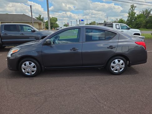 Used 2015 Nissan Versa S Plus FWD image 6