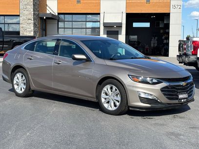 Used 2025 Chevrolet Malibu LT