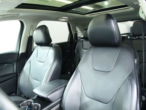 Used 2015 Ford Edge Titanium w/ Equipment Group 302A AWD/4WD image 6