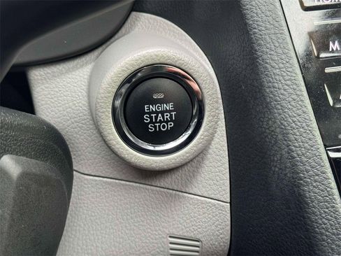 Used 2016 Subaru Forester 2.5i Touring w/ Eyesight & Navigation System image 27