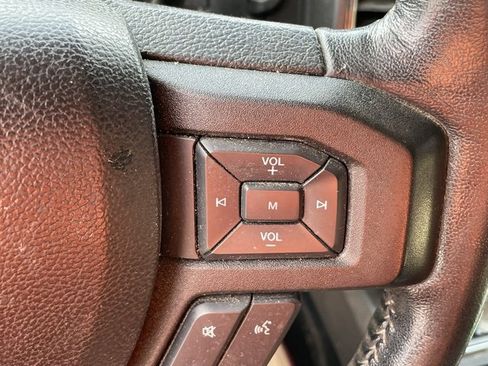 Used 2017 Ford F150 XLT w/ Equipment Group 302A Luxury image 14
