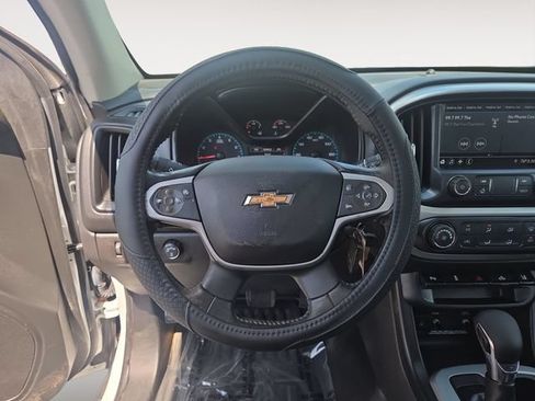 Used 2022 Chevrolet Colorado LT w/ Fleet Safety Package AWD/4WD image 12