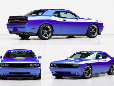 Used 2010 Dodge Challenger SRT8 w/ SRT Option Group II RWD image 11