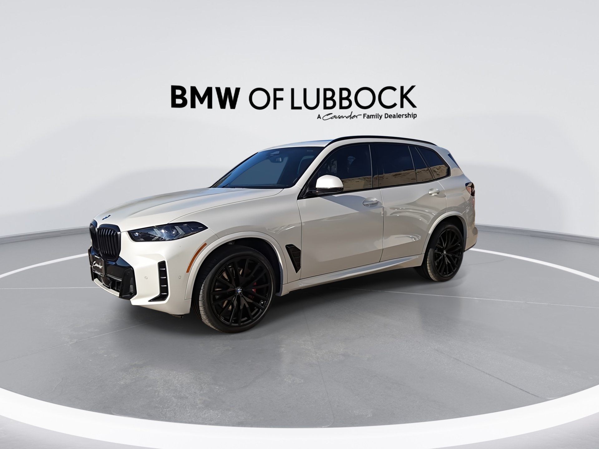 Used 2026 BMW X5 xDrive40i w/ M Sport Package AWD/4WD image 4